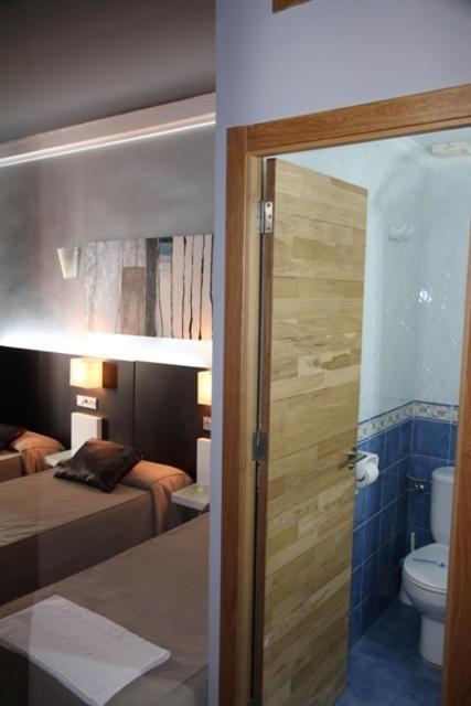 Hostal Plaza Ruiz Ceuta Exteriér fotografie
